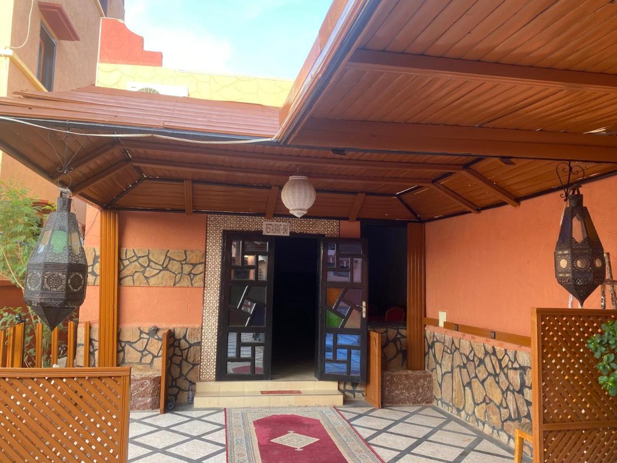 Hotel La Renaissance Tata Kültér fotó