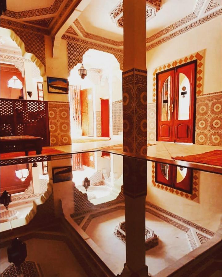 Hotel La Renaissance Tata Kültér fotó